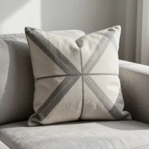 Coussin motif géométrique